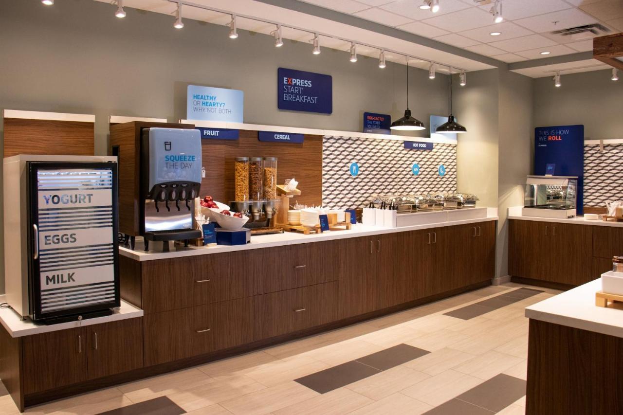 Holiday Inn Express & Suites Tuscaloosa East By Ihg Exterior foto